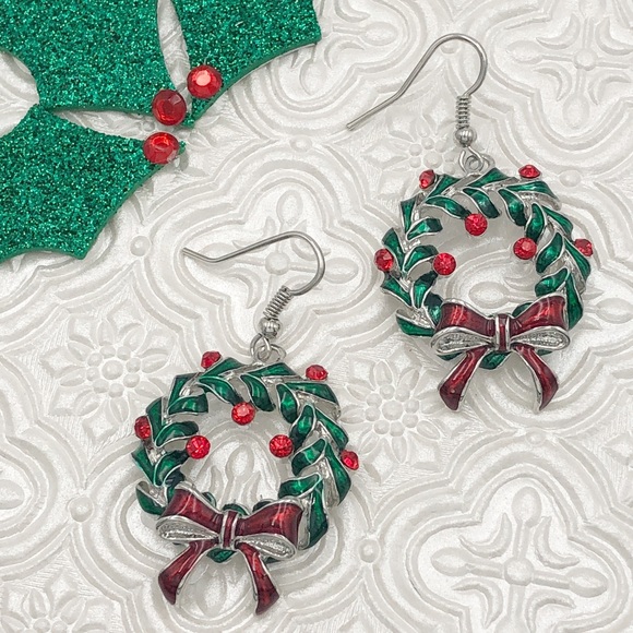 Christmas Wreath Green Red Rhinestone Holiday Theme Dangle Earrings - Picture 1 of 2